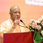 हर श्रमिक परिवार को मिलेगी स्वास्थ्य सुरक्षा: सीएम योगी,12.26 लाख निर्माण श्रमिकों को दी आयुष्मान कार्ड सुविधा, शेष 15.83 लाख श्रमिकों को भी शीघ्र मिलेगा लाभ: मुख्यमंत्री।