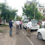 ग्रेनो की सफाई व्यवस्था दुरुस्त रखने को सीनियर अफसरों ने भी संभाला मोर्चा,सफाई में लापरवाही बरतने पर दो कांट्रैक्टरों पर प्राधिकरण ने लगाया 3 लाख का जुर्माना।